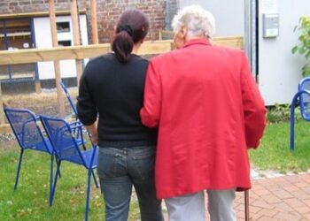 Fevereiro Roxo: saiba mais sobre a Doença de Alzheimer