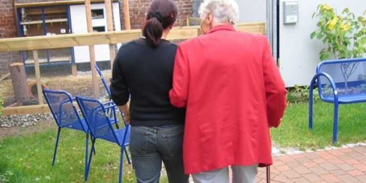 Fevereiro Roxo: saiba mais sobre a Doença de Alzheimer