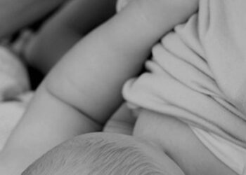 Agosto dourado: curso gratuito sobre ordenha do leite materno