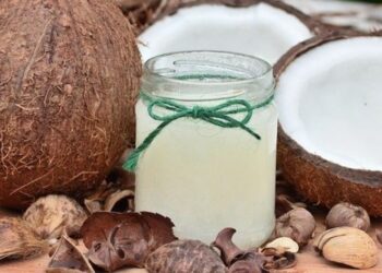 Nutricionista fala sobre os benefícios do óleo de coco para a saúde